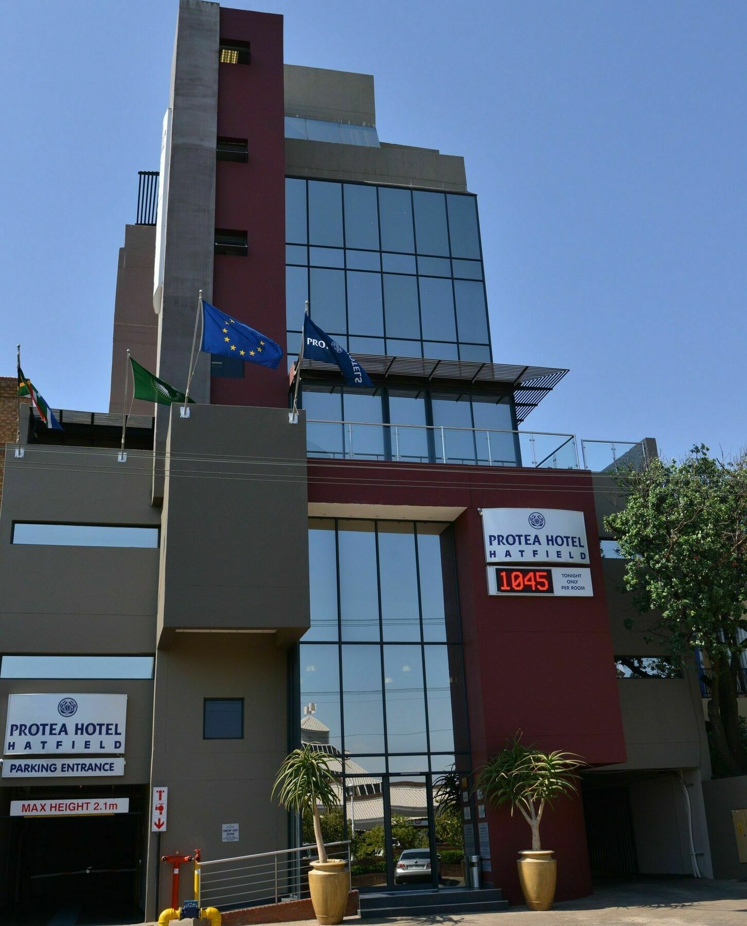 Protea Hotel By Marriott Pretoria Hatfield Exterior foto