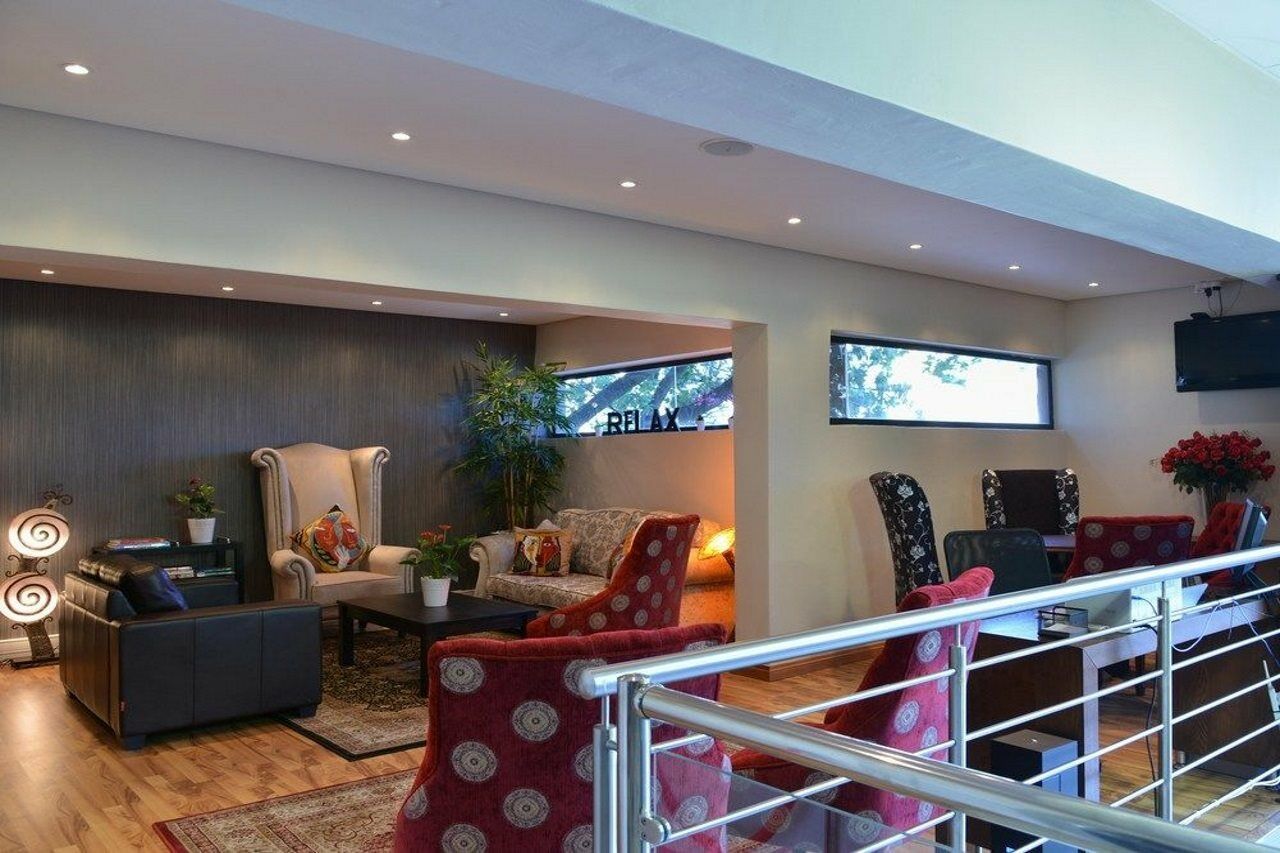 Protea Hotel By Marriott Pretoria Hatfield Exterior foto